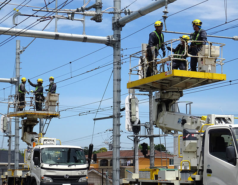 電車線工事